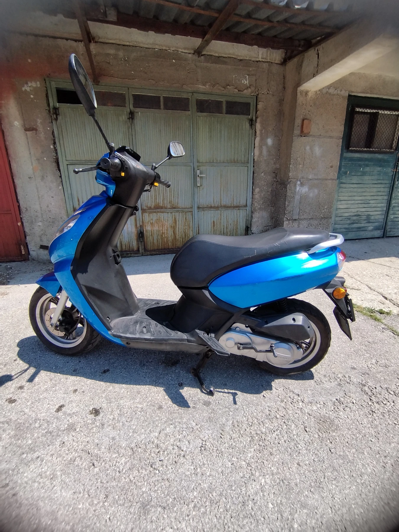 Peugeot Kissbee  - изображение 4