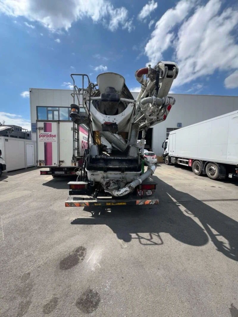 Бетон помпа Iveco Trakker 500 MK32, 808 , снимка 3 - Индустриална техника - 51990392