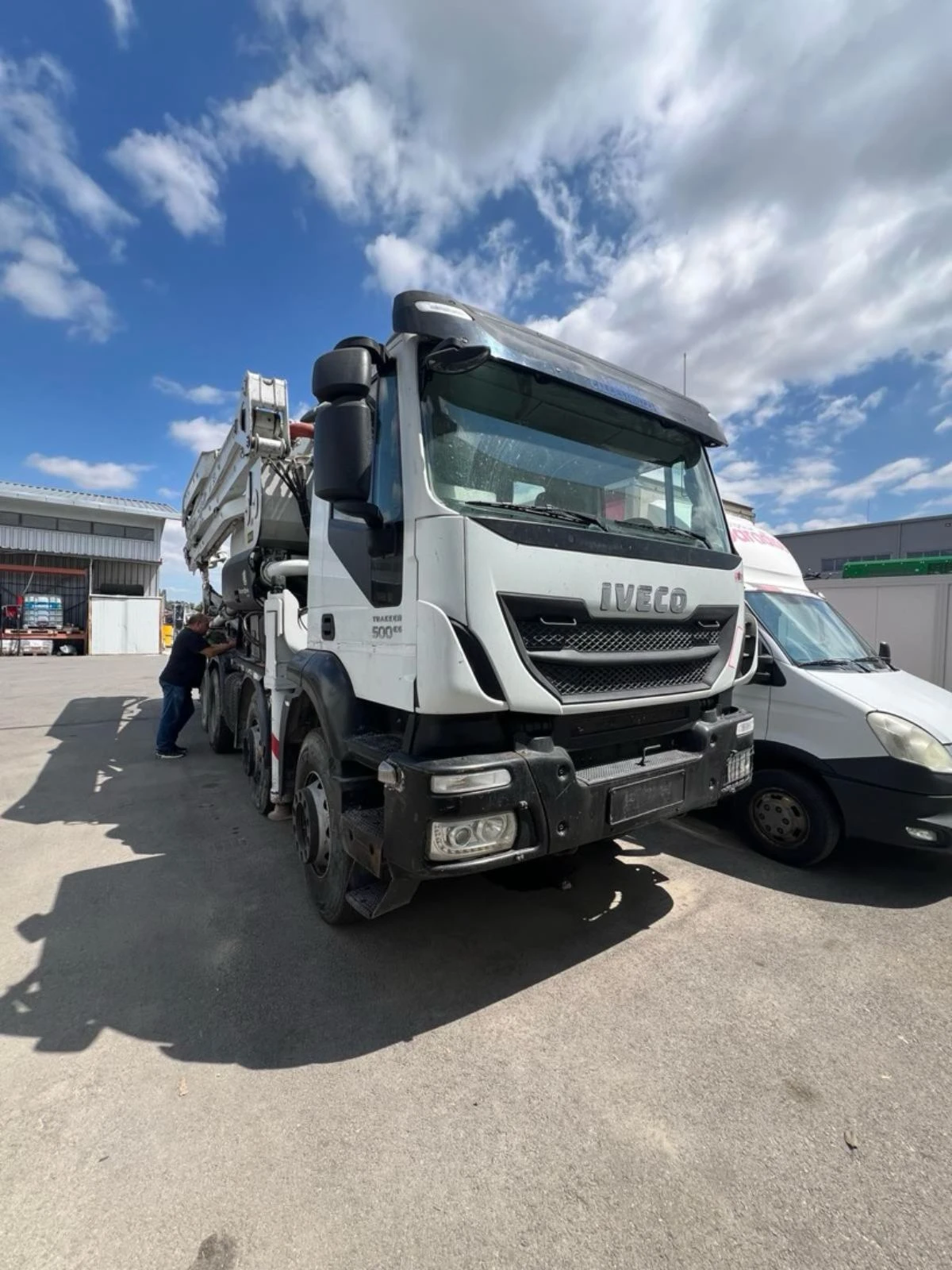   Iveco Trakker 500 MK32, 808  | Mobile.bg   1