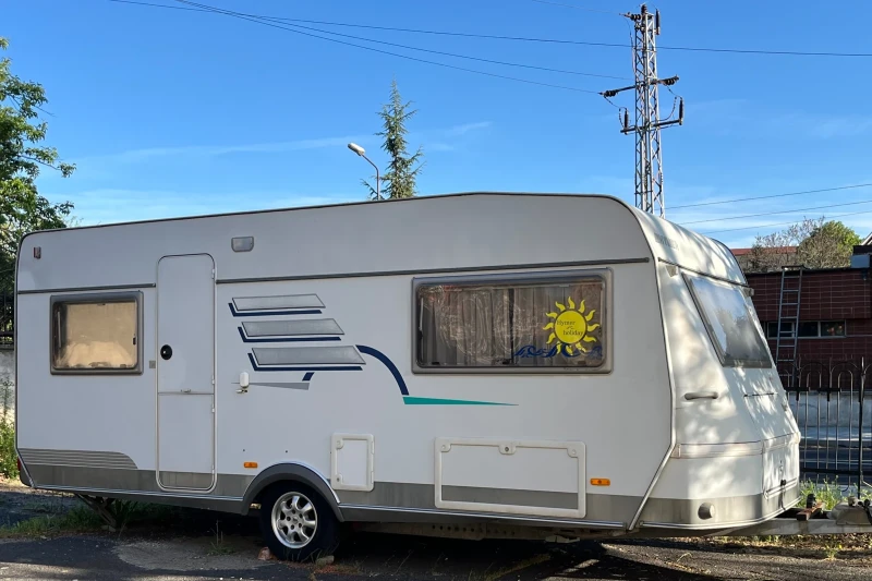 Каравана HYMER / ERIBA Hymer Nova 532A, снимка 2 - Каравани и кемпери - 52535728