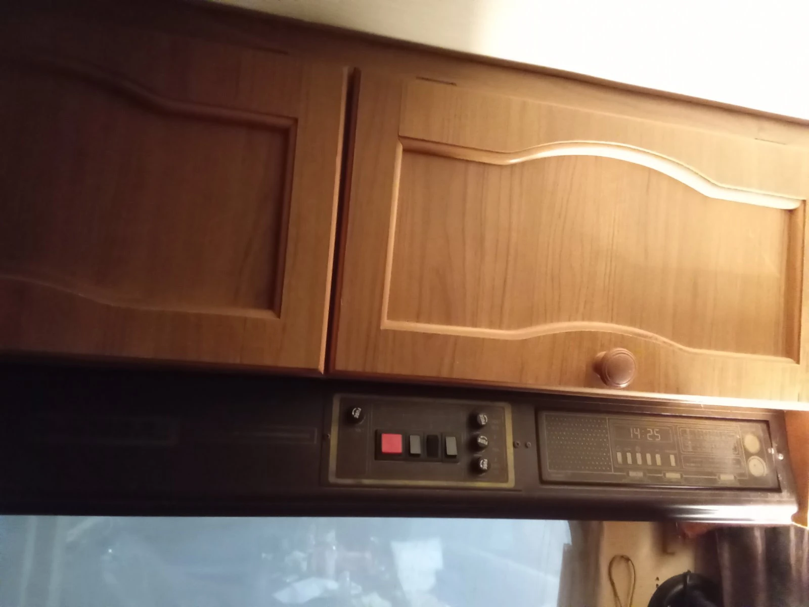 Каравана Adria 440 TD, снимка 7 - Каравани и кемпери - 55693527