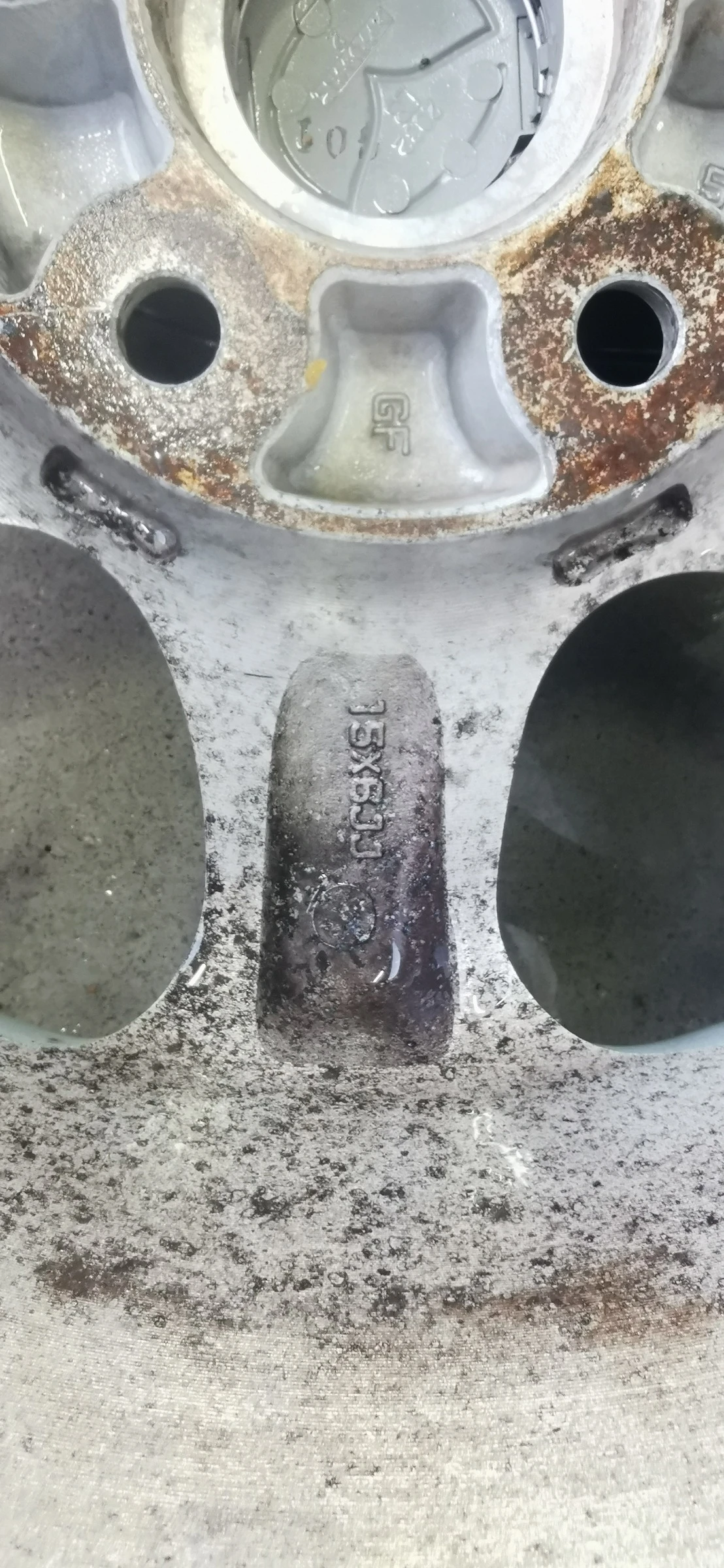 ���� � ������ 185/65R15 �� Mazda | Mobile.bg � ����������� 7