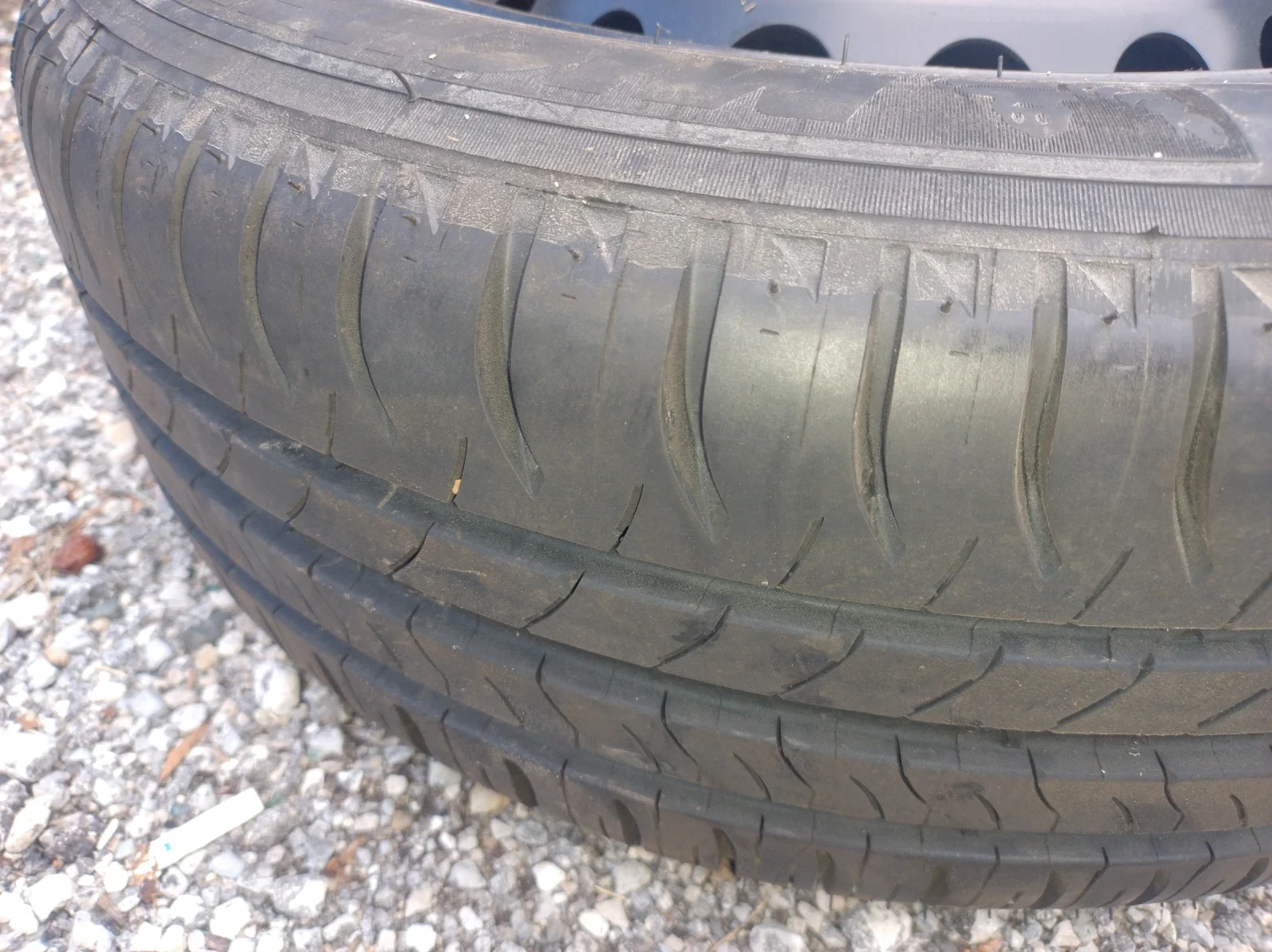 Гуми с джанти Michelin 205/60R16, снимка 3 - Гуми и джанти - 55228061