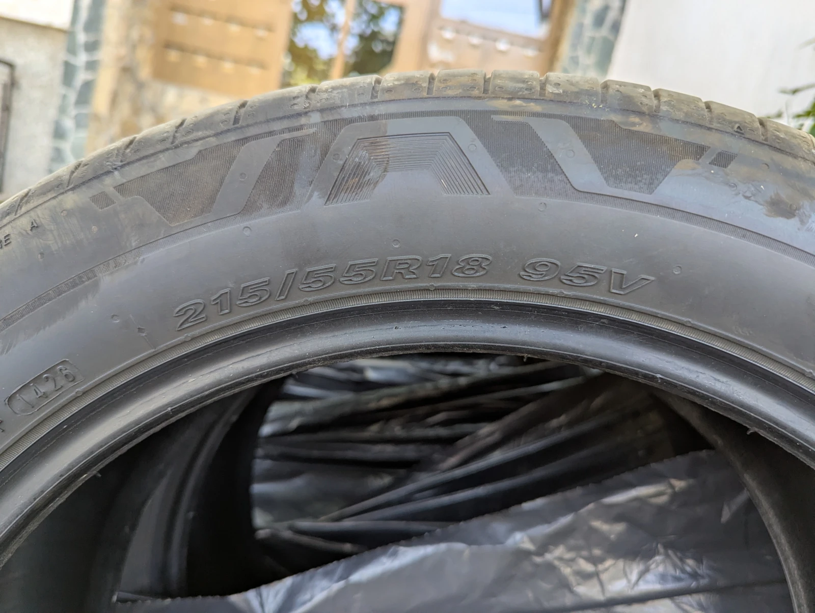 Гуми Летни 215/55R18, снимка 4 - Гуми и джанти - 55961900