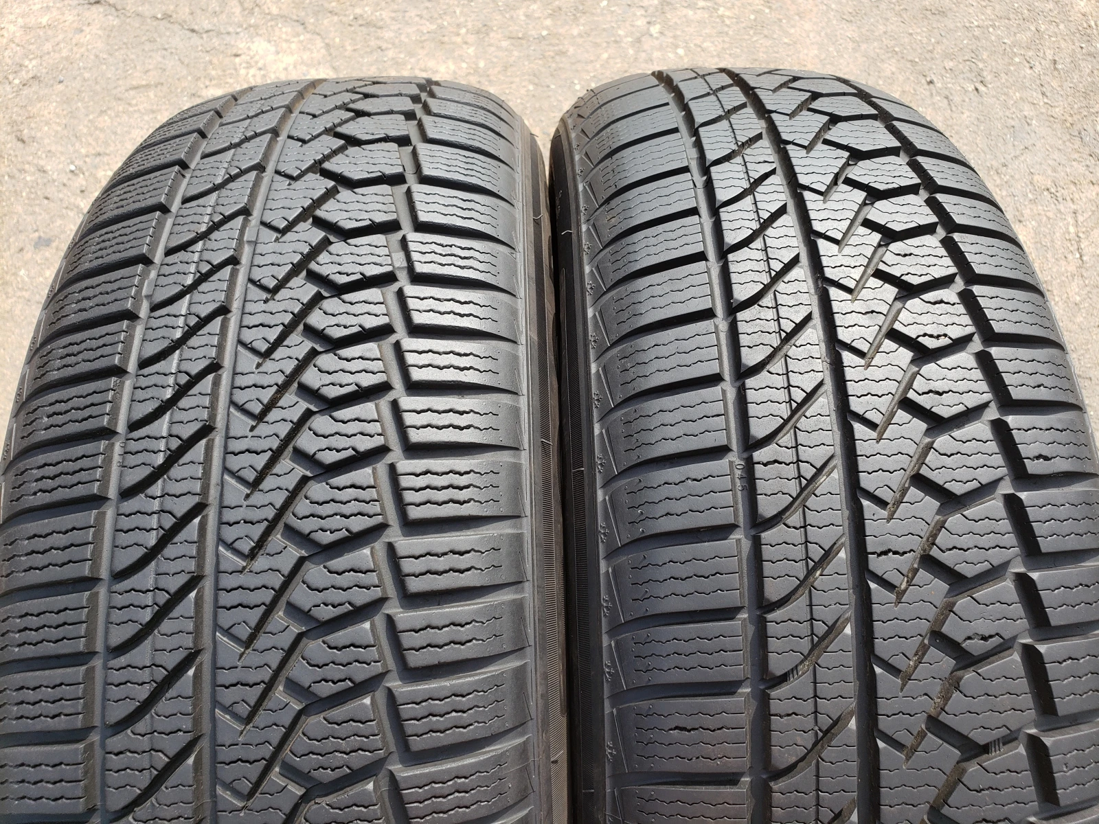Гуми Зимни 215/60R17, снимка 2 - Гуми и джанти - 56052763