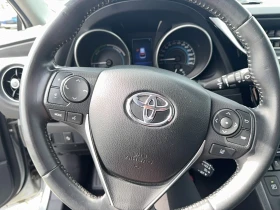 Toyota Auris 1.8 Хибрид, снимка 3