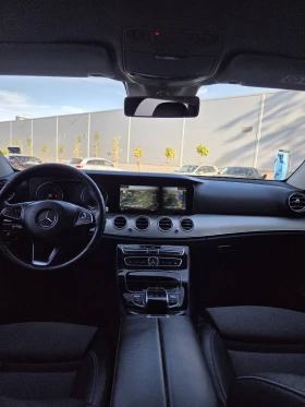 Mercedes-Benz E 220 2.2D, снимка 16