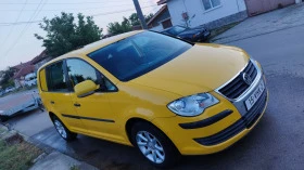 VW Touran 1, 9 TDI , 105 К.С - 6 скорости, ТОВАРЕН 1+ 1 Мест, снимка 2