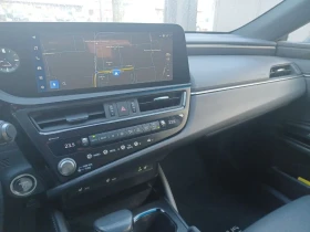 Lexus ES Hybrid Luxury - 22900 € / 44788.51 лв. - 69643782 12