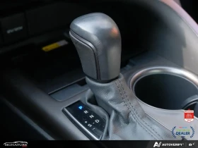 Toyota Camry SE Upgrade No Accident Sunroof Carplay BSM | Mobile.bg � ����� ������ 14