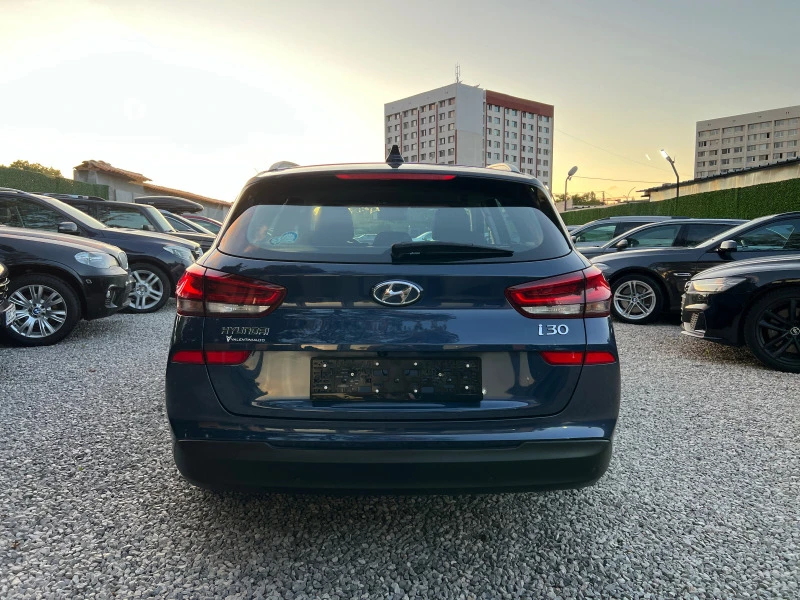 Hyundai I30 1.6CRDI 110hp Automatic, снимка 6 - Автомобили и джипове - 45718038