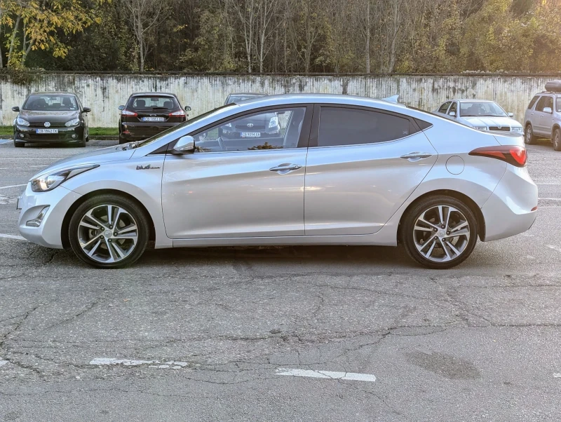 Hyundai Elantra BlueDrive Diesel/ Automatic, снимка 3 - Автомобили и джипове - 47863221