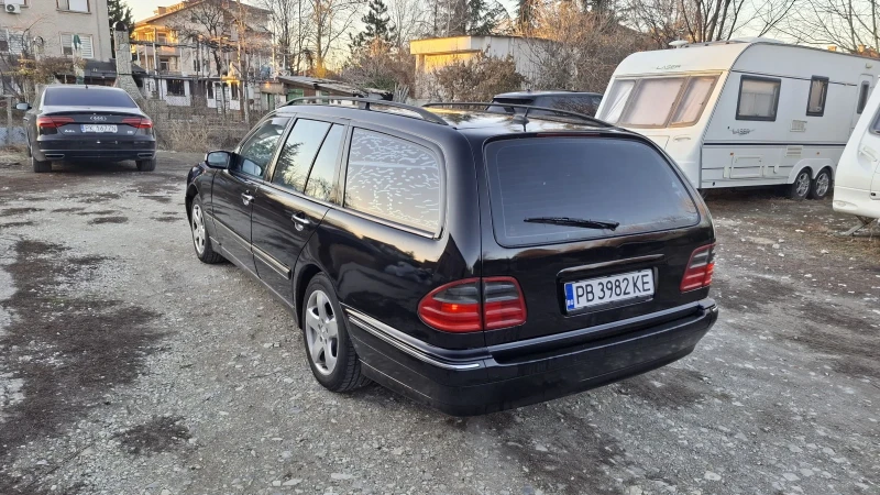 Mercedes-Benz E 320 E320 4x4 GAS, снимка 10 - Автомобили и джипове - 48409252