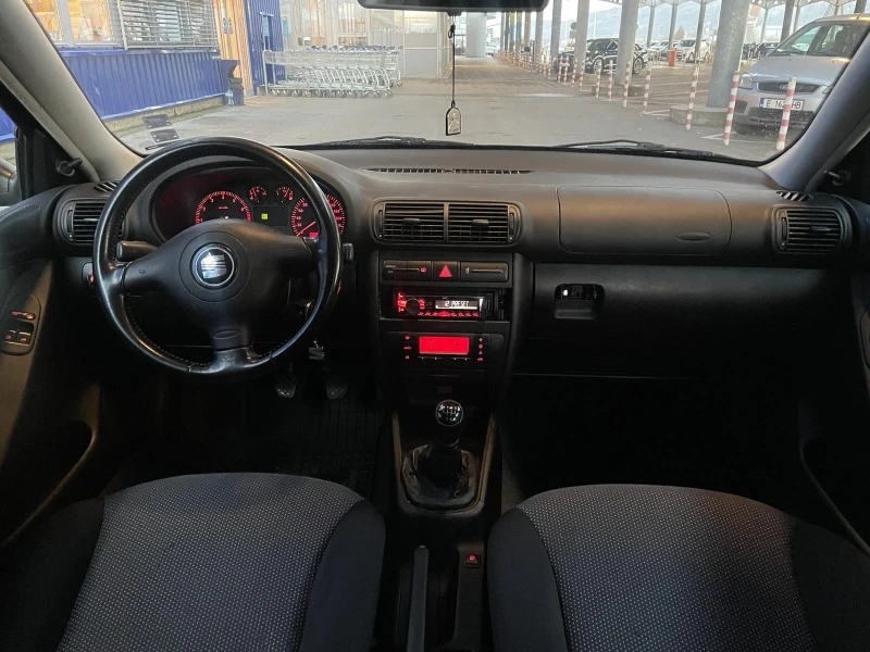 Seat Leon 1.6i , снимка 5 - Автомобили и джипове - 48592826