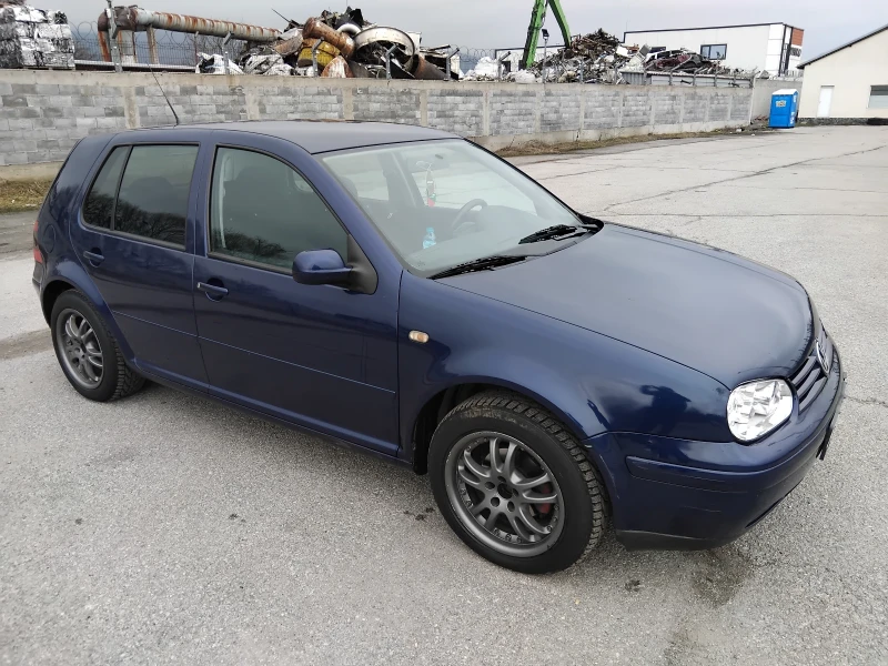 VW Golf 1.6 бензин+ газ 101 коня, снимка 5 - Автомобили и джипове - 48953424