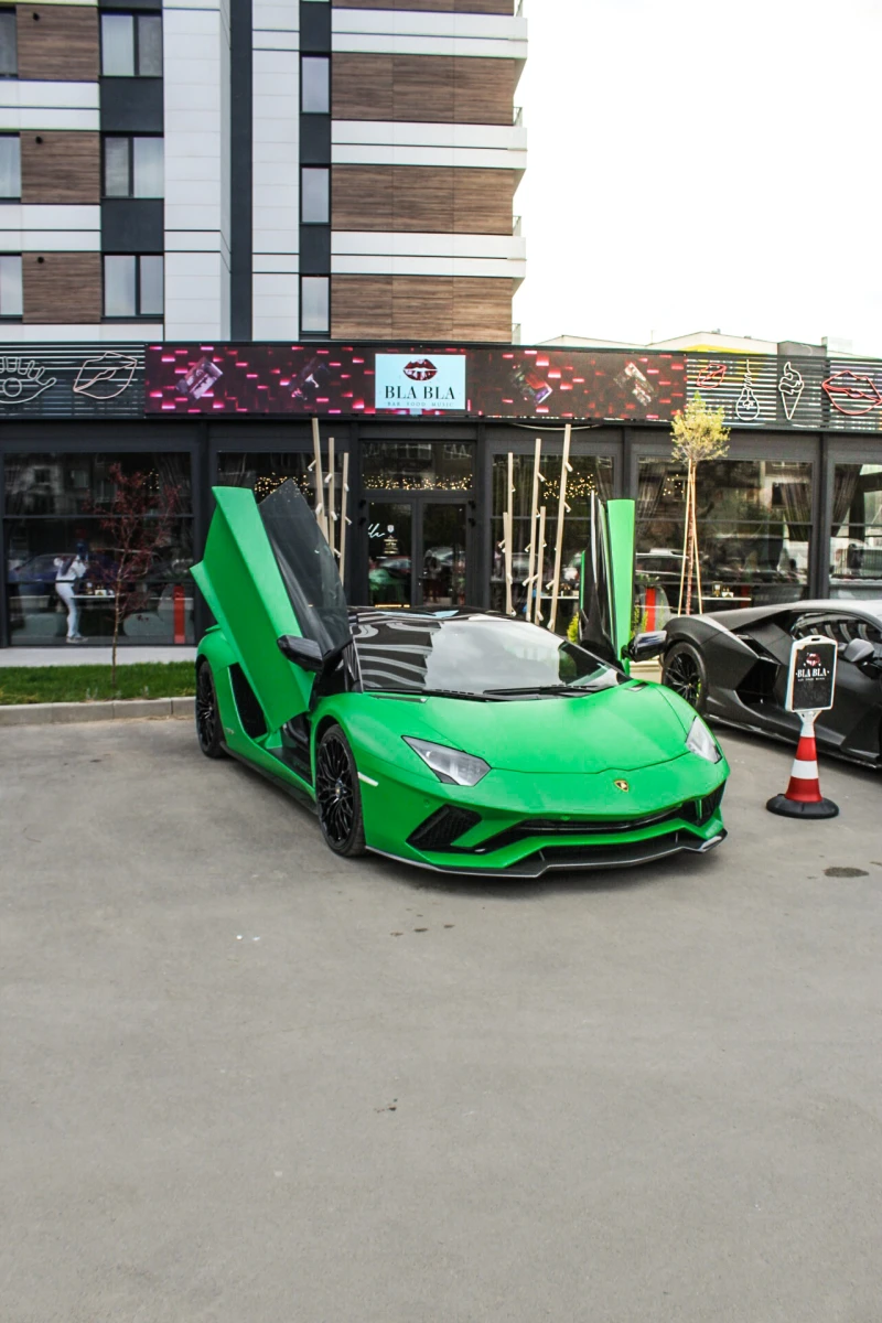 Lamborghini Aventador S Roadster LP 740 FULL CARBON, снимка 2 - Автомобили и джипове - 51542455