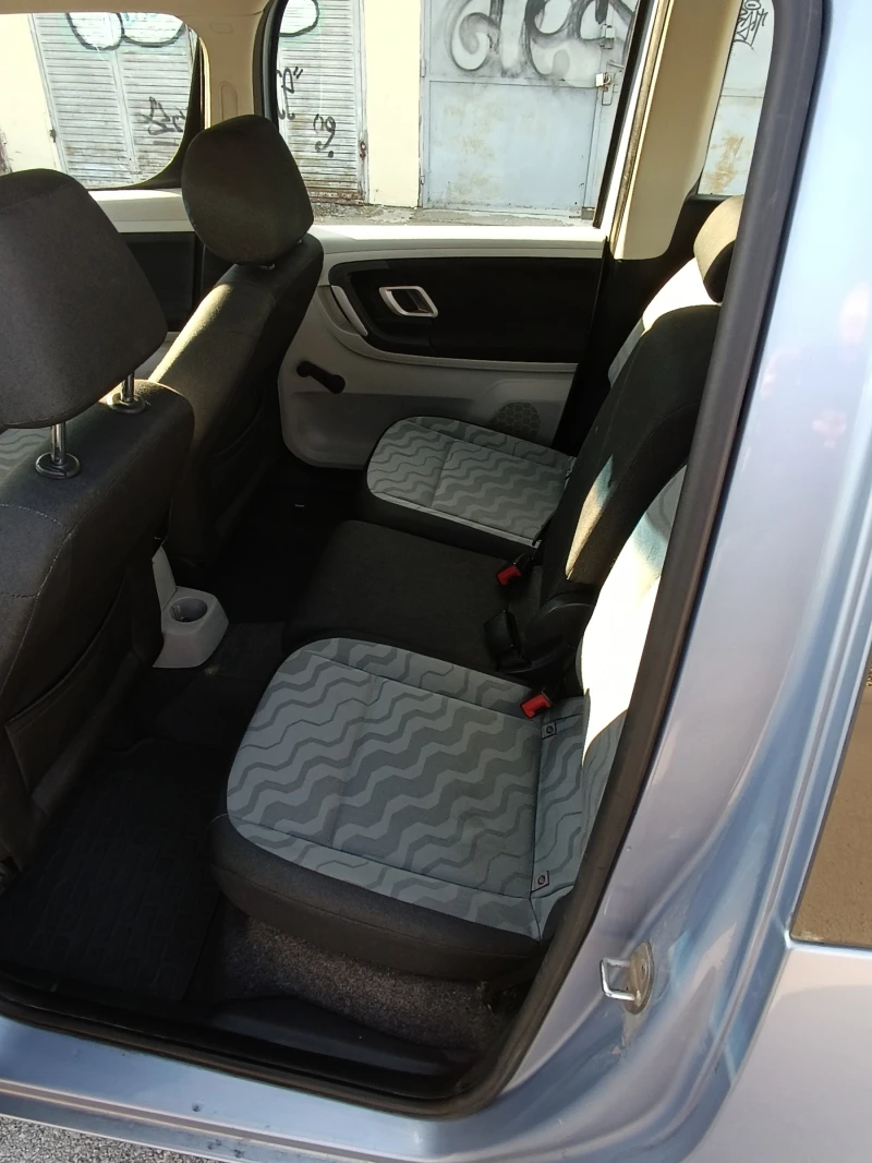 Skoda Roomster Газ - бензин, снимка 9 - Автомобили и джипове - 52013282