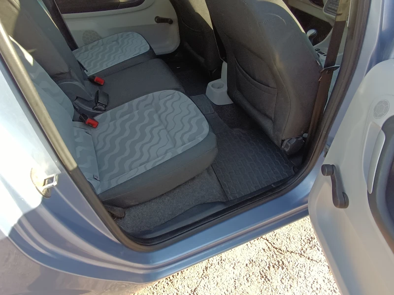 Skoda Roomster Газ - бензин, снимка 13 - Автомобили и джипове - 52013282