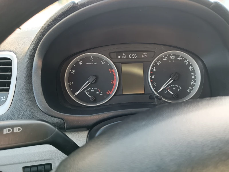 Skoda Roomster Газ - бензин, снимка 4 - Автомобили и джипове - 52013282