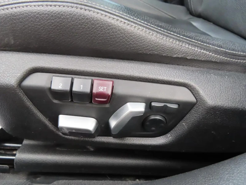 BMW 328 M packet* LCI* Подгрев* Keyless, снимка 11 - Автомобили и джипове - 52317572