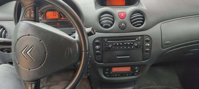 Citroen C2 1.4 hdi АВТОМАТИК, снимка 6 - Автомобили и джипове - 52691776