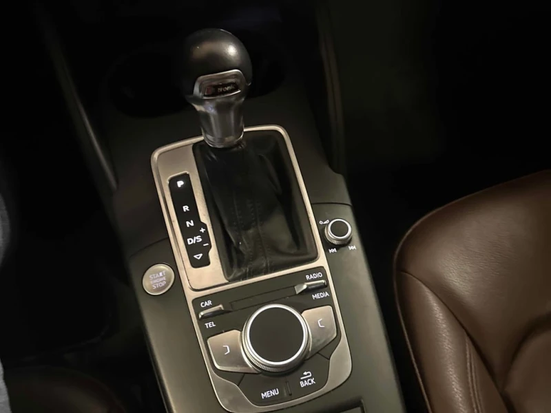 Audi A3 * 2.0T Komfort * CARFAX * ЦЕНА ДО БГ, снимка 16 - Автомобили и джипове - 53044074