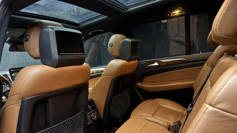 Mercedes-Benz GLS 450 MAYBACH / 4Matic , снимка 16 - Автомобили и джипове - 53302411