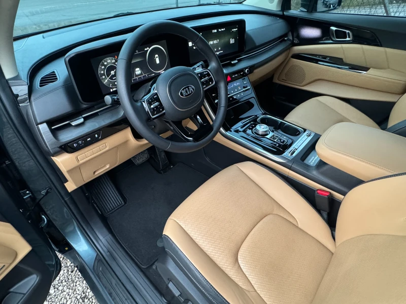 Kia Carnival 2.2 CRDi ! 8 + 1 ! Signature !, снимка 8 - Автомобили и джипове - 53470138