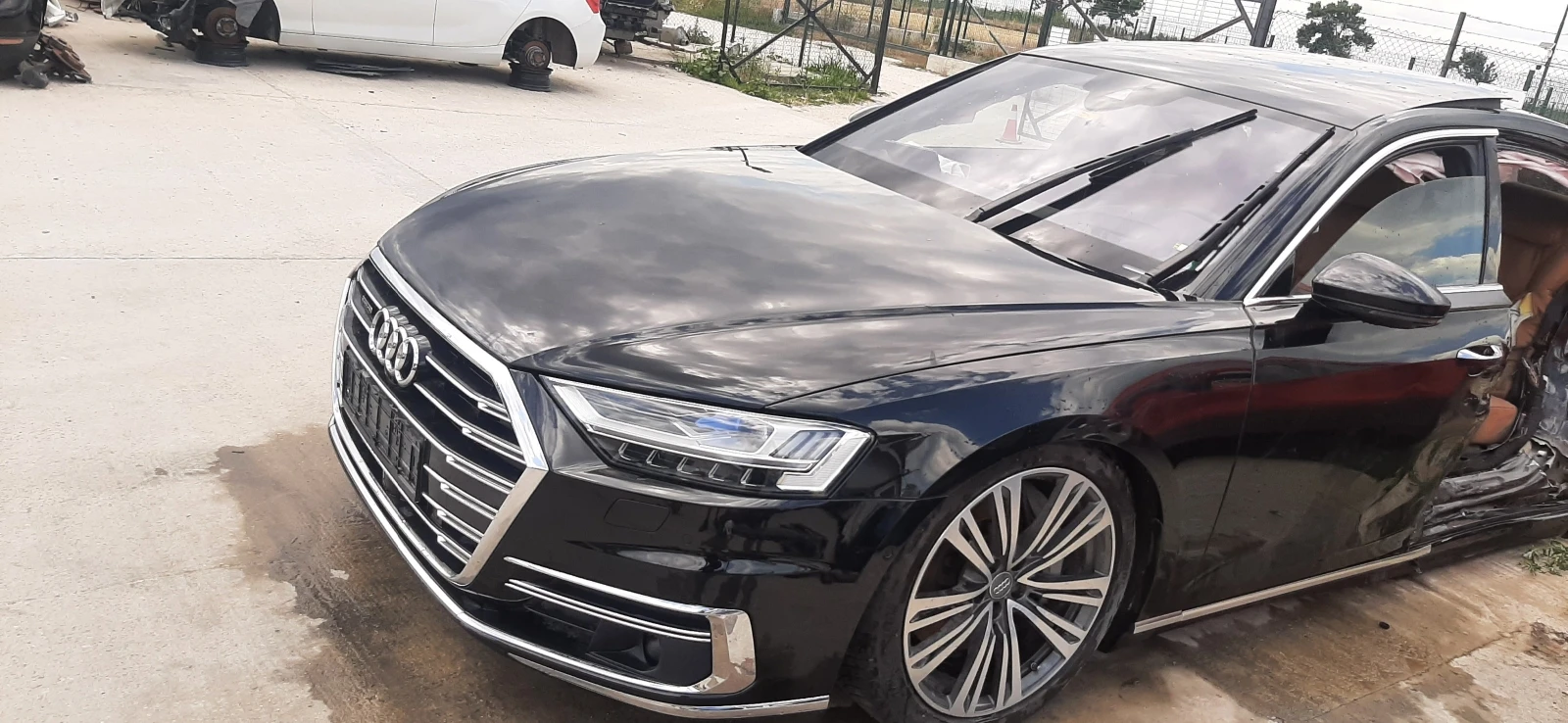 Audi A8 5.5 tfsi Long - изображение 2