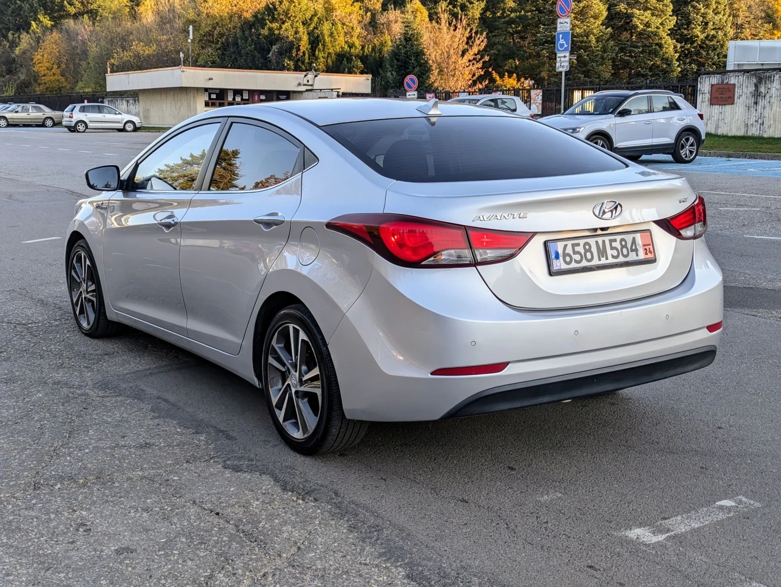 Hyundai Elantra BlueDrive Diesel/ Automatic - изображение 4