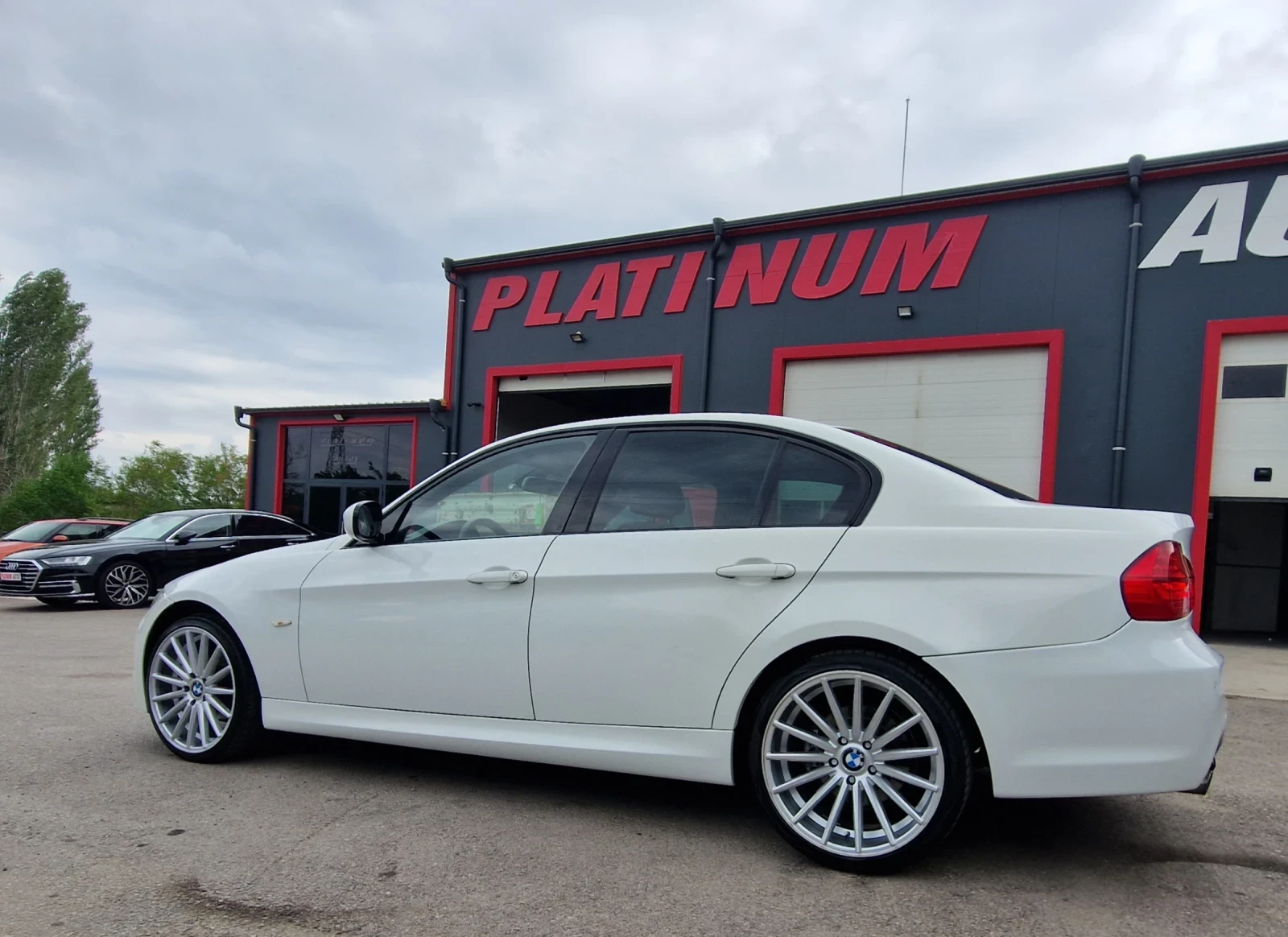 BMW 320 2.0D/FACE/M PACK/TOP - изображение 9