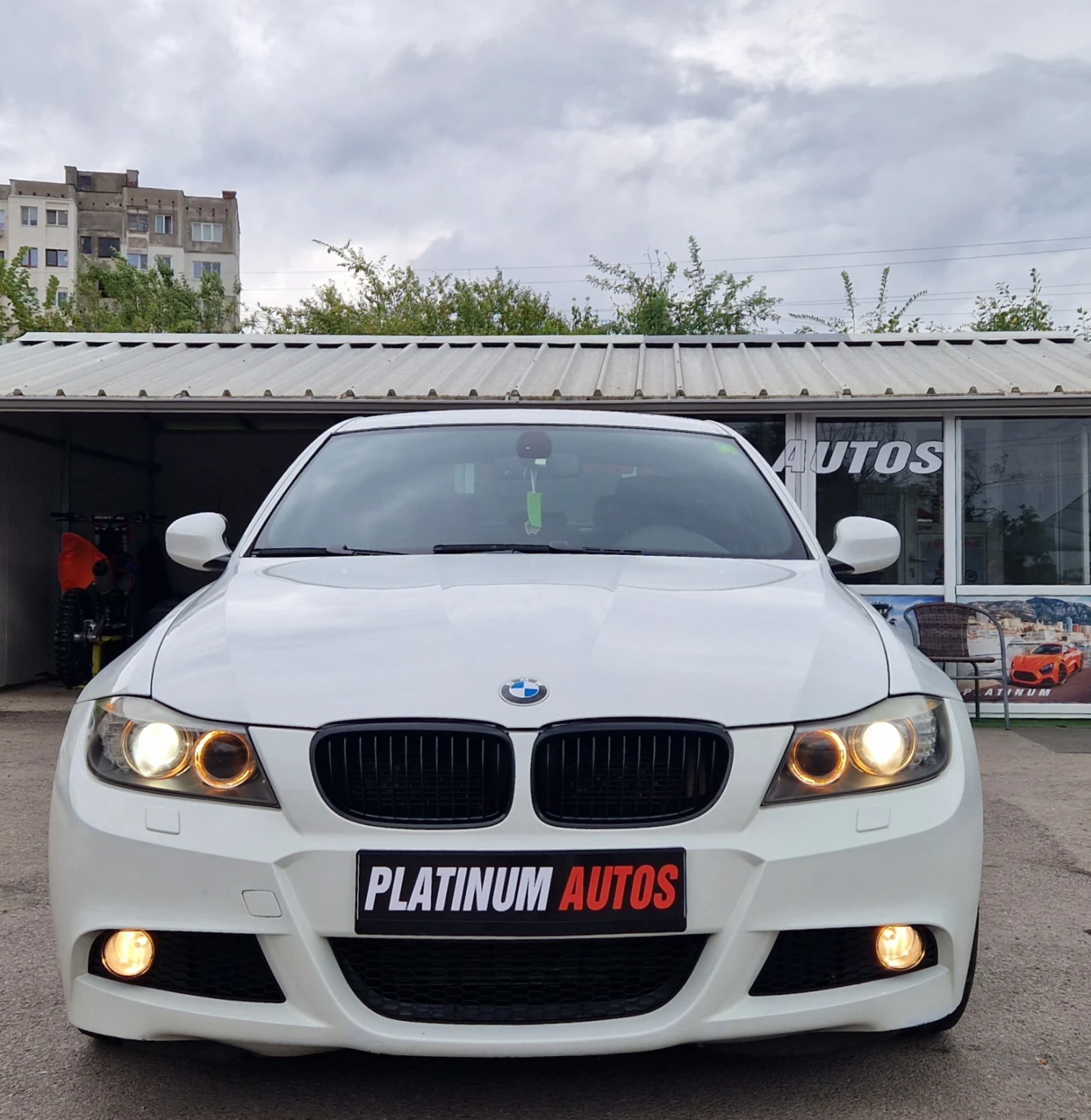 BMW 320 2.0D/FACE/M PACK/TOP - изображение 4