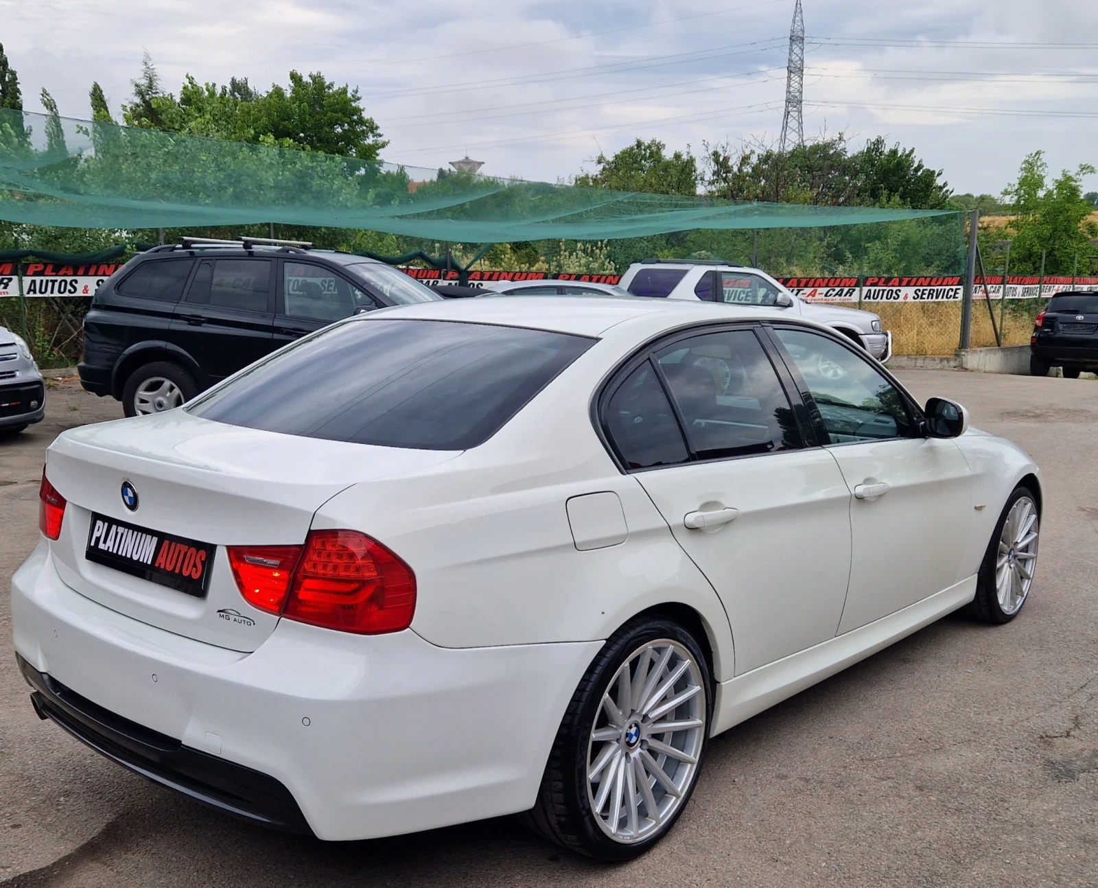 BMW 320 2.0D/FACE/M PACK/TOP - изображение 2