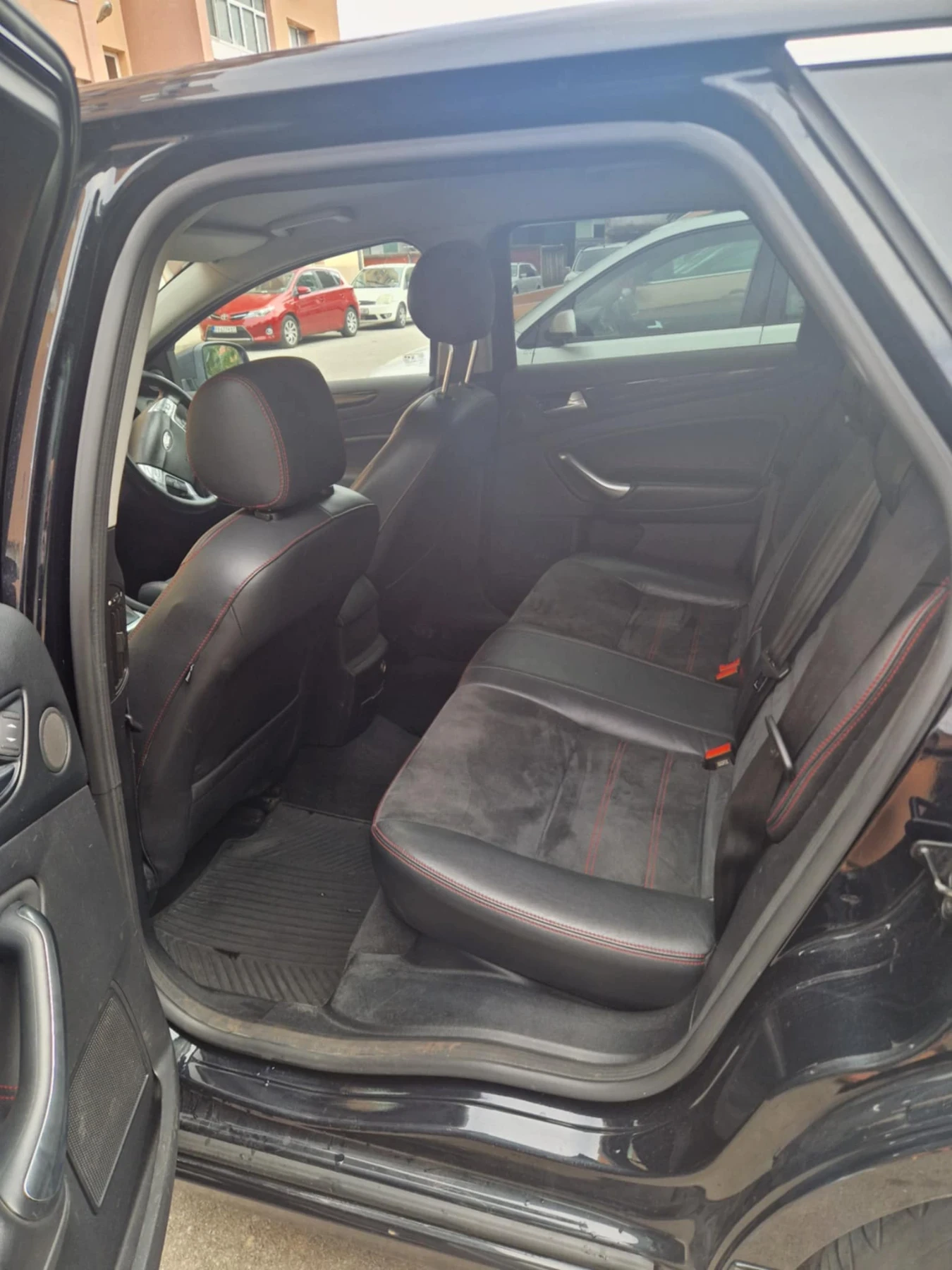 Ford Mondeo Sport - изображение 8