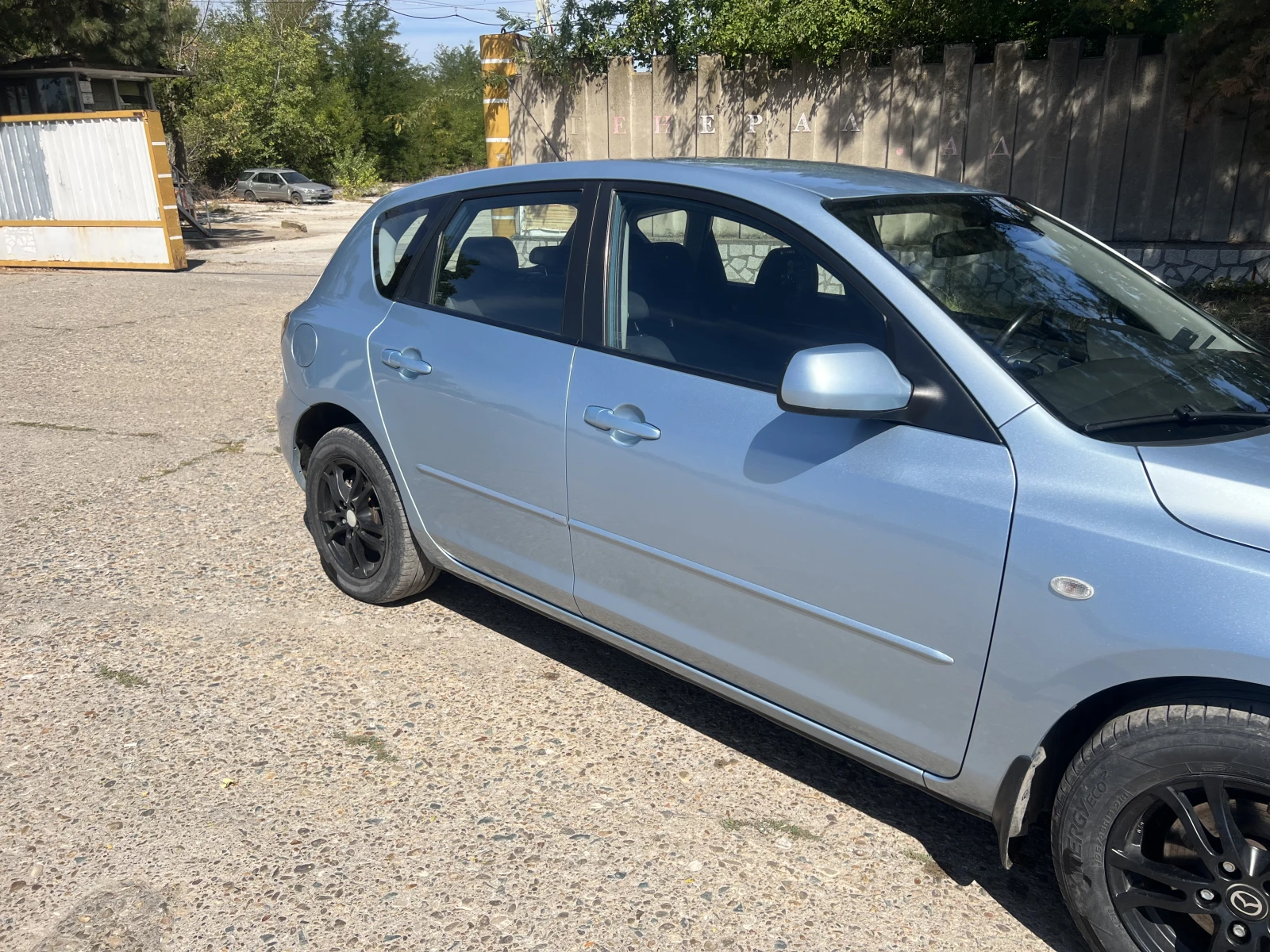 Mazda 3 1.4i 84 к.с - изображение 10