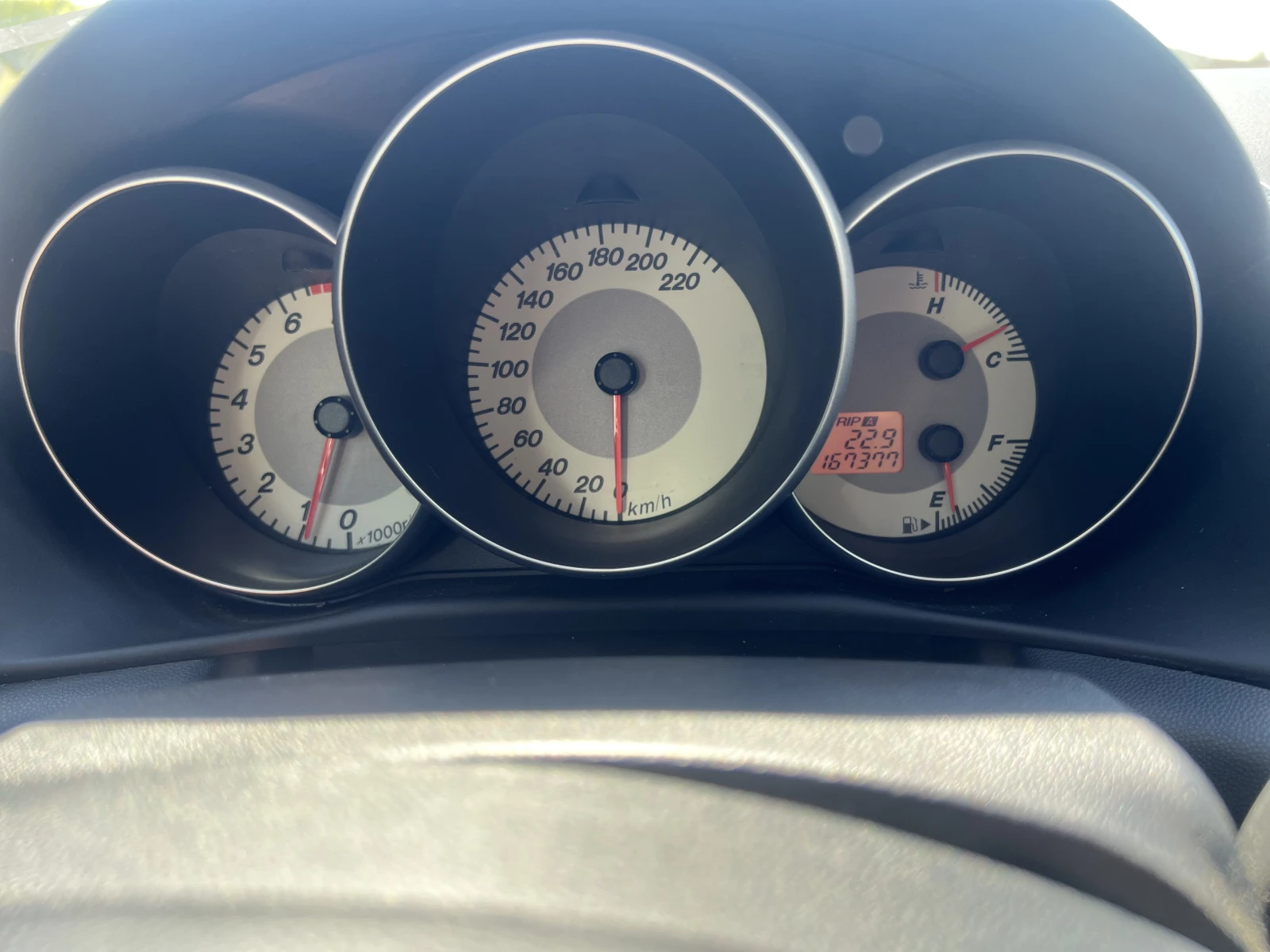 Mazda 3 1.4i 84 к.с | Mobile.bg — изображение 17