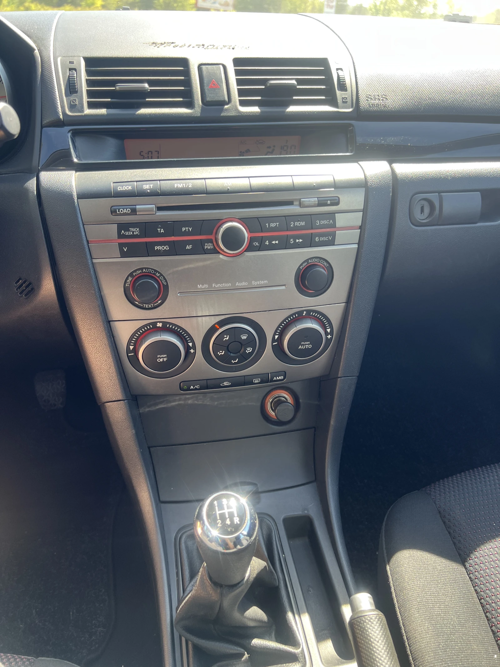 Mazda 3 1.4i 84 к.с | Mobile.bg — изображение 16