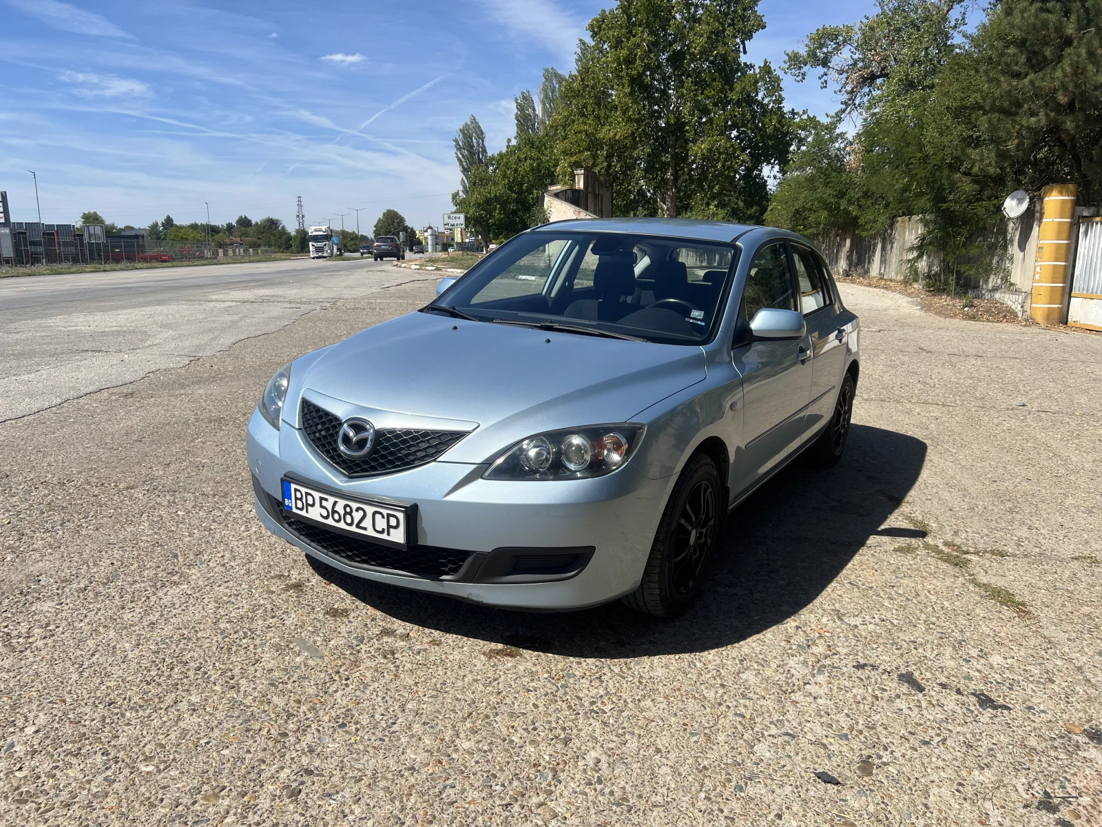 Mazda 3 1.4i 84 к.с - изображение 3