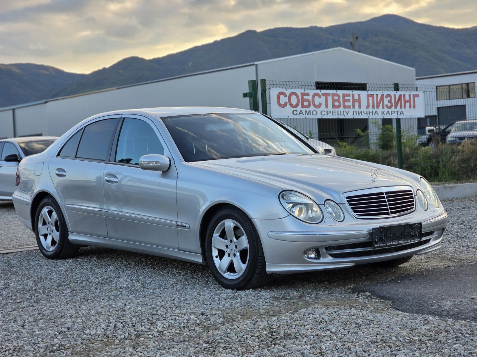 Mercedes-Benz E 280 3.2CDI 177 k.c. Avangarde Топ Състояние - изображение 7