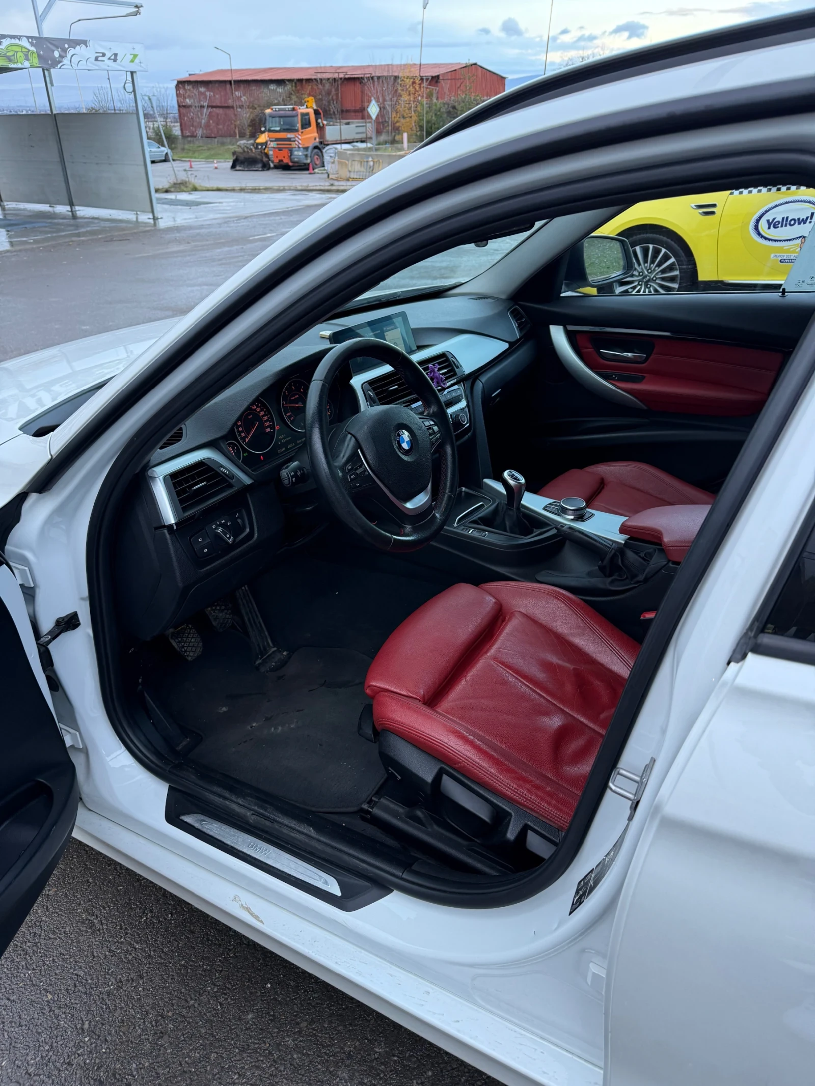 BMW 320  - изображение 9