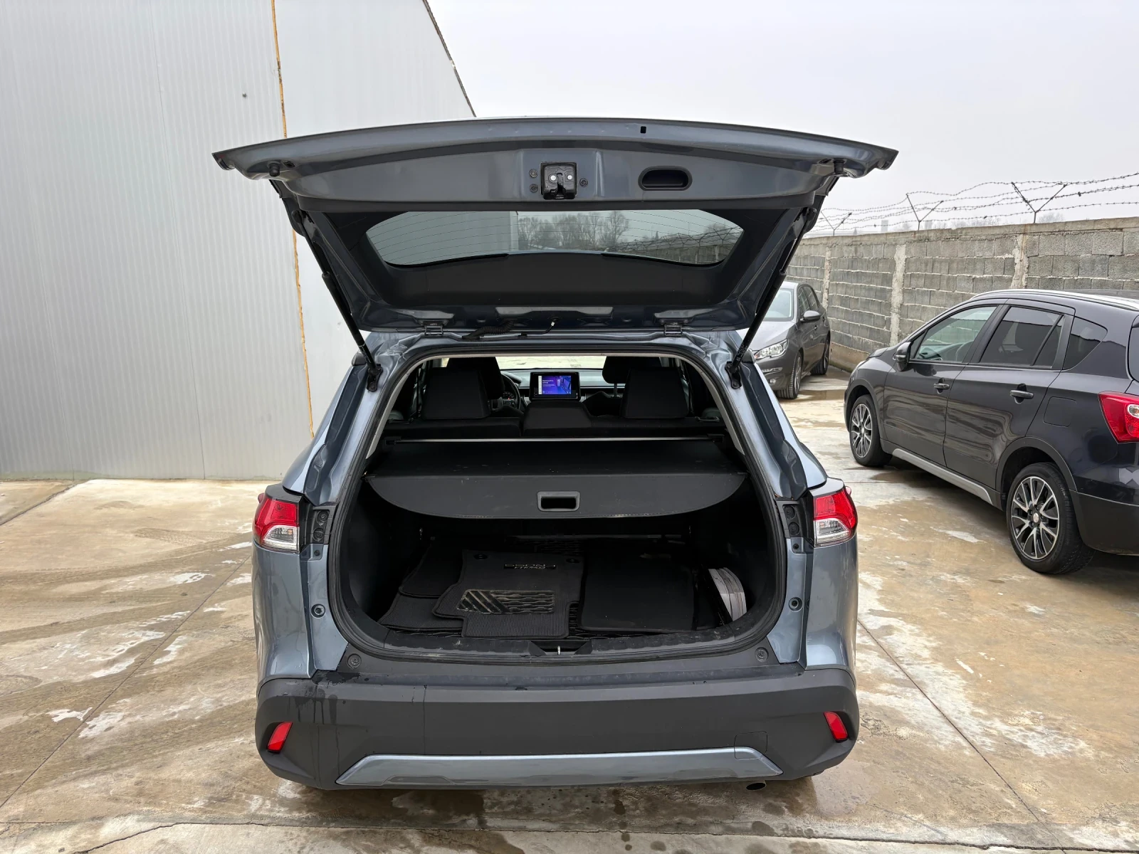 Toyota Corolla Cross 2.0i 4x4* 29000км* Distronik* CarPlay* EURO6C*  - изображение 9