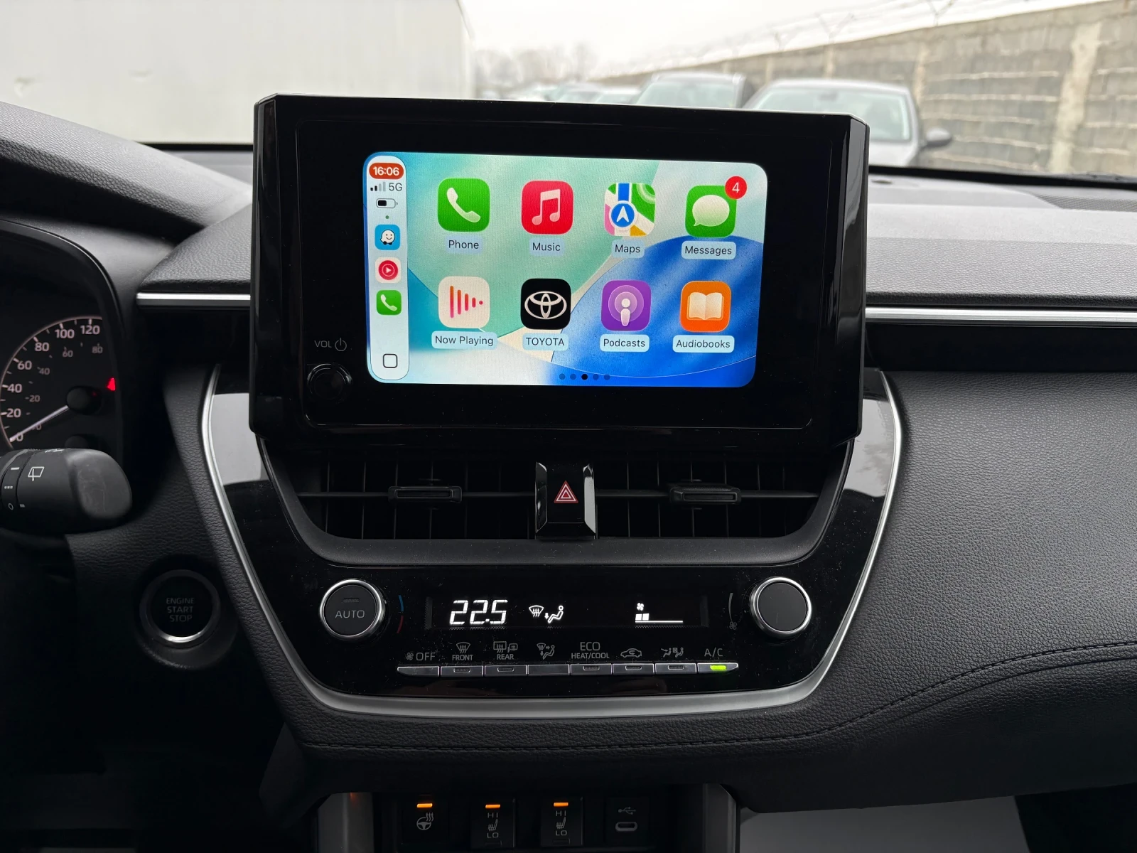 Toyota Corolla Cross 2.0i 4x4* 29000��* Distronik* CarPlay* EURO6C*  | Mobile.bg � ����������� 14