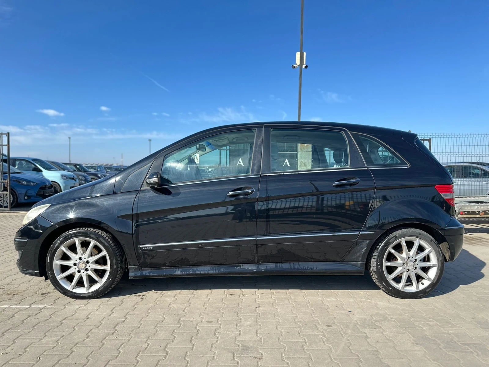 Mercedes-Benz B 180 / 2.0D / SPORT / - изображение 2