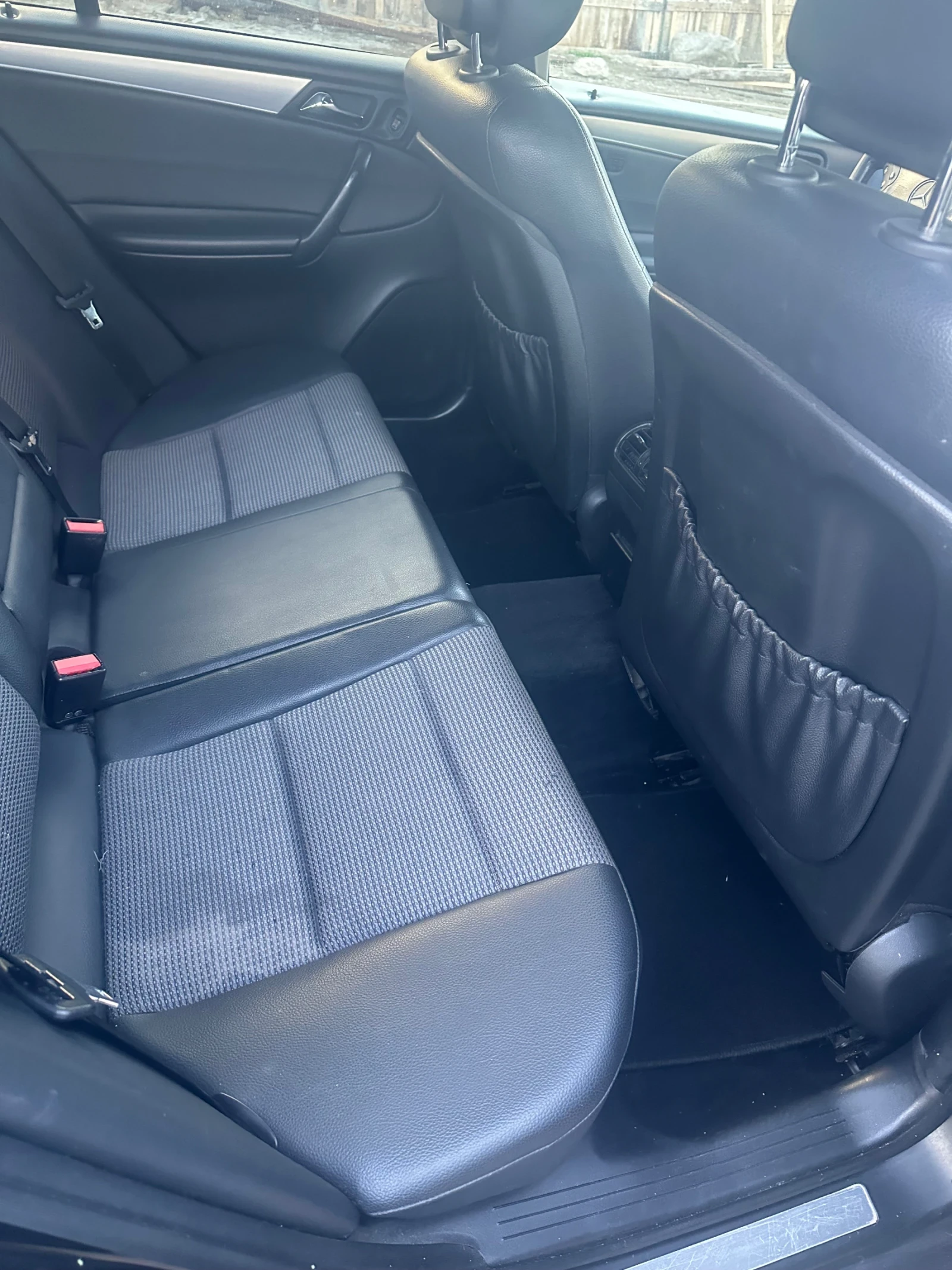 Mercedes-Benz C 220 2.2СДИ, 150к.с, 2006г, с регистрация, снимка 7 - Автомобили и джипове - 53797444