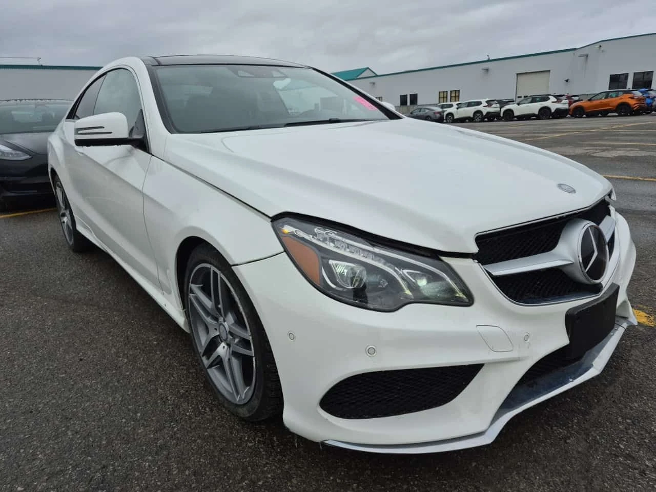 Mercedes-Benz E 400 | COUPE | HEATED SEATS | MEMORY | PANO | , снимка 2 - Автомобили и джипове - 54137846