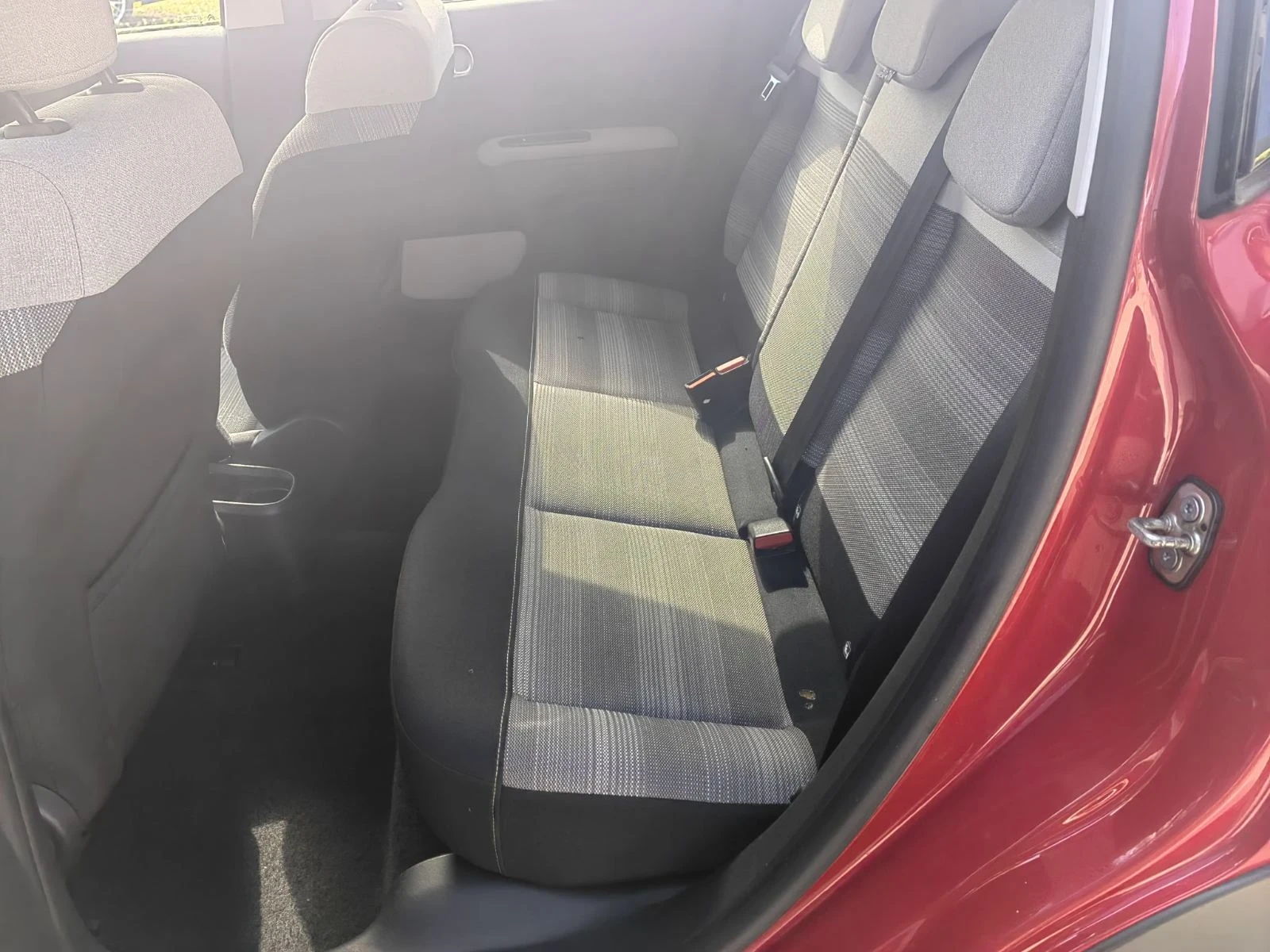 Citroen C3 1.2i, снимка 12 - Автомобили и джипове - 54152102