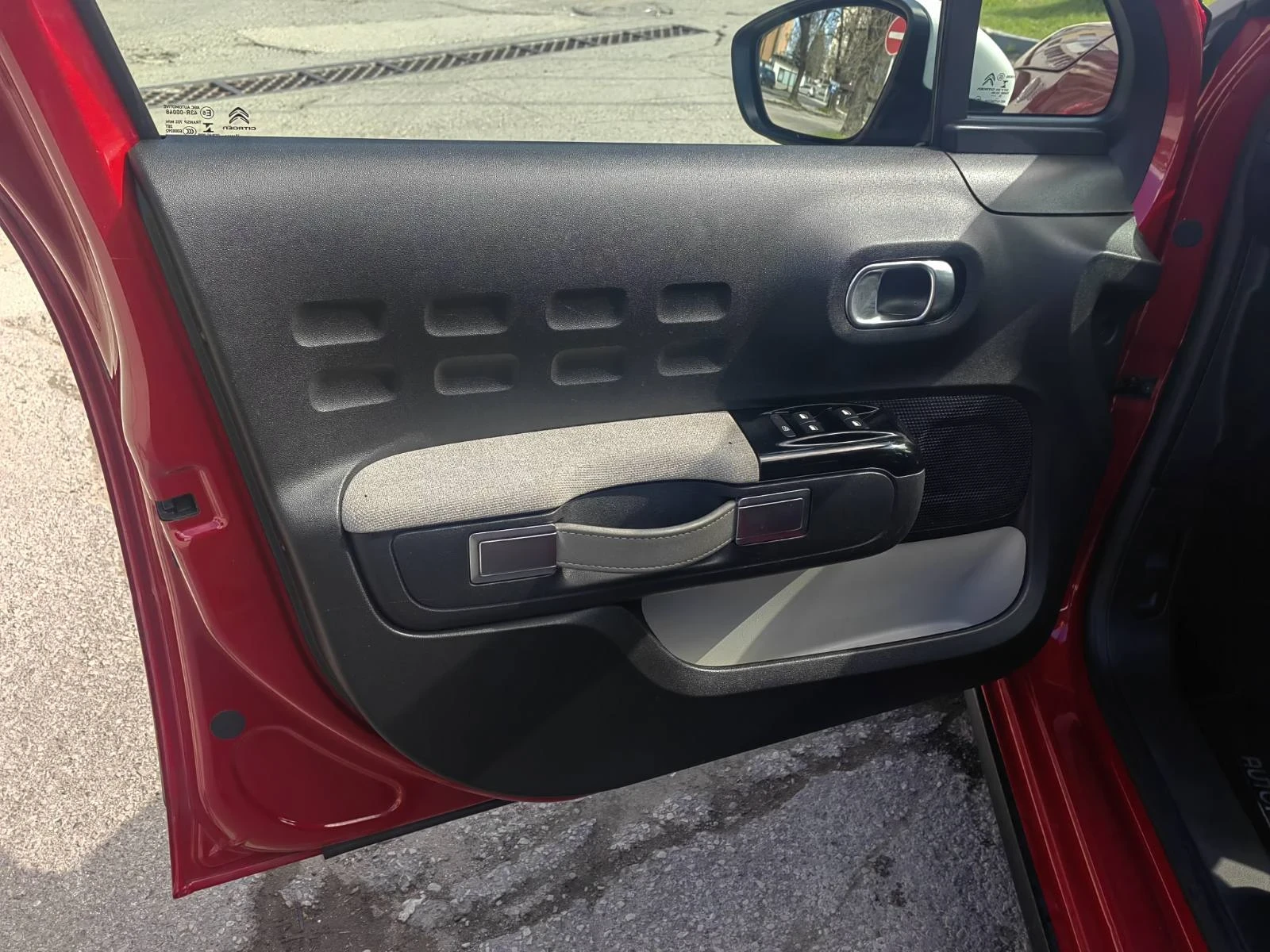 Citroen C3 1.2i, снимка 13 - Автомобили и джипове - 54152102