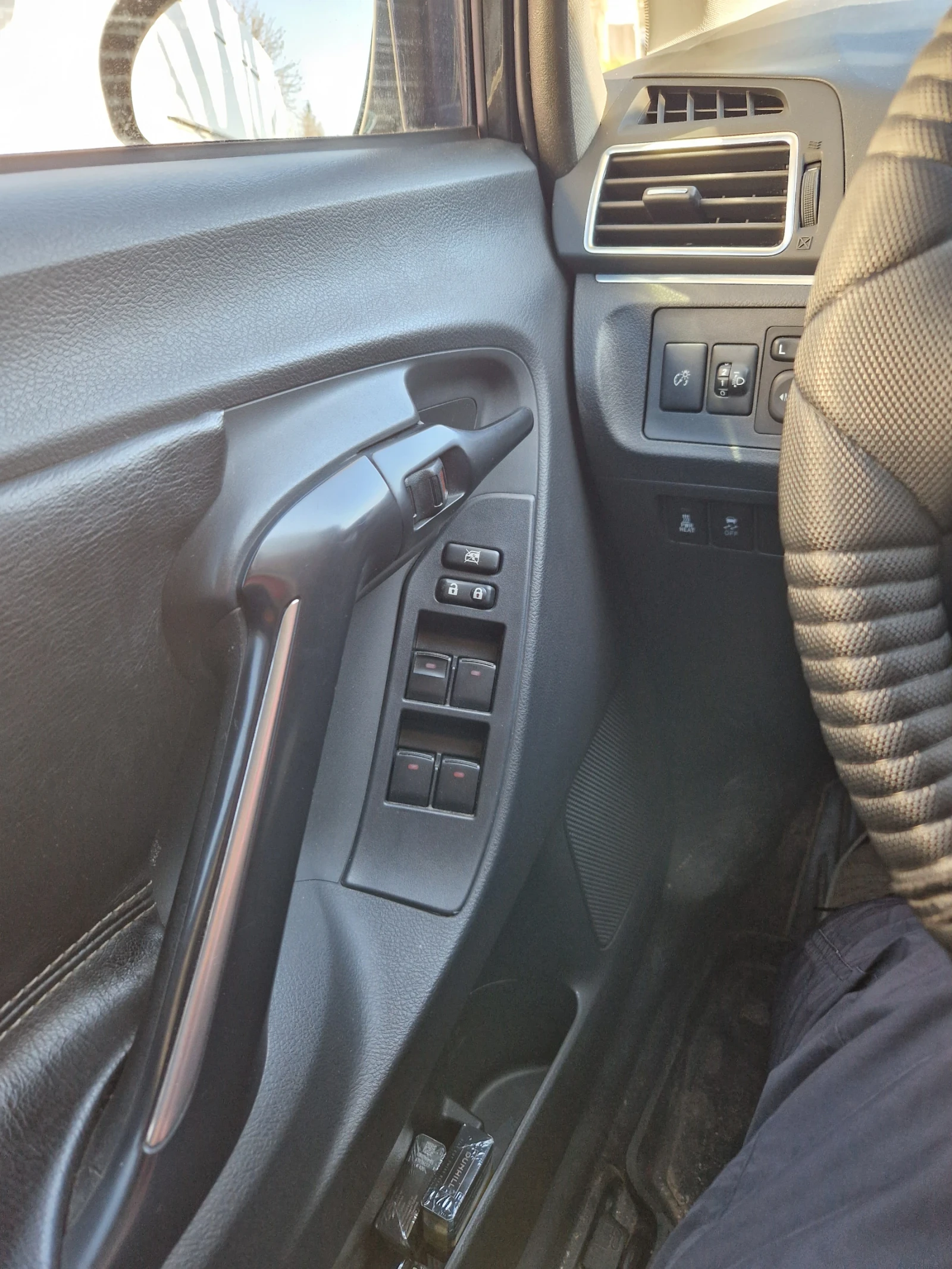 Toyota Verso, снимка 9 - Автомобили и джипове - 54182505