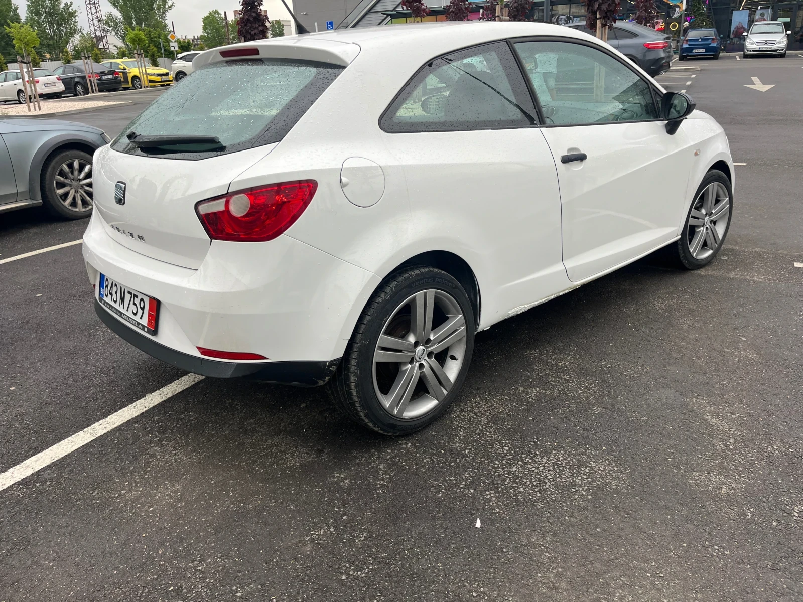 Seat Ibiza, снимка 8 - Автомобили и джипове - 54560017