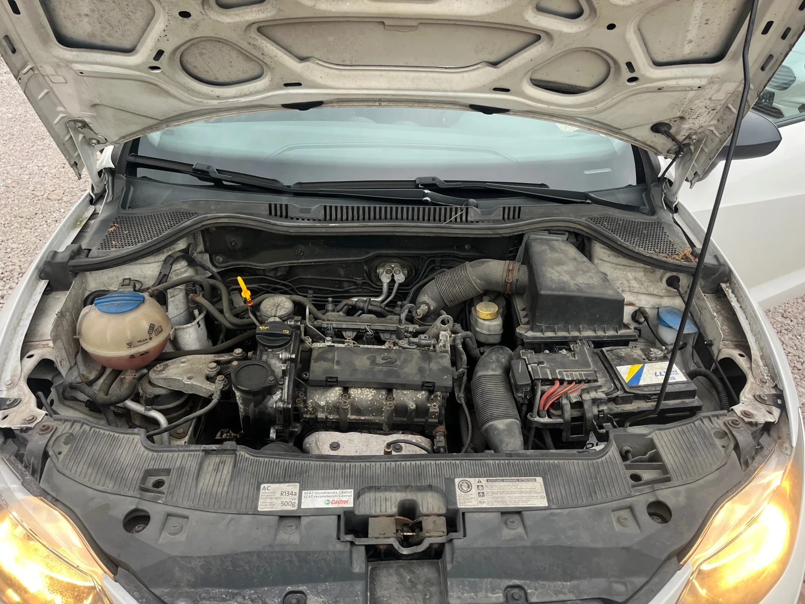 Seat Ibiza, снимка 12 - Автомобили и джипове - 54560017